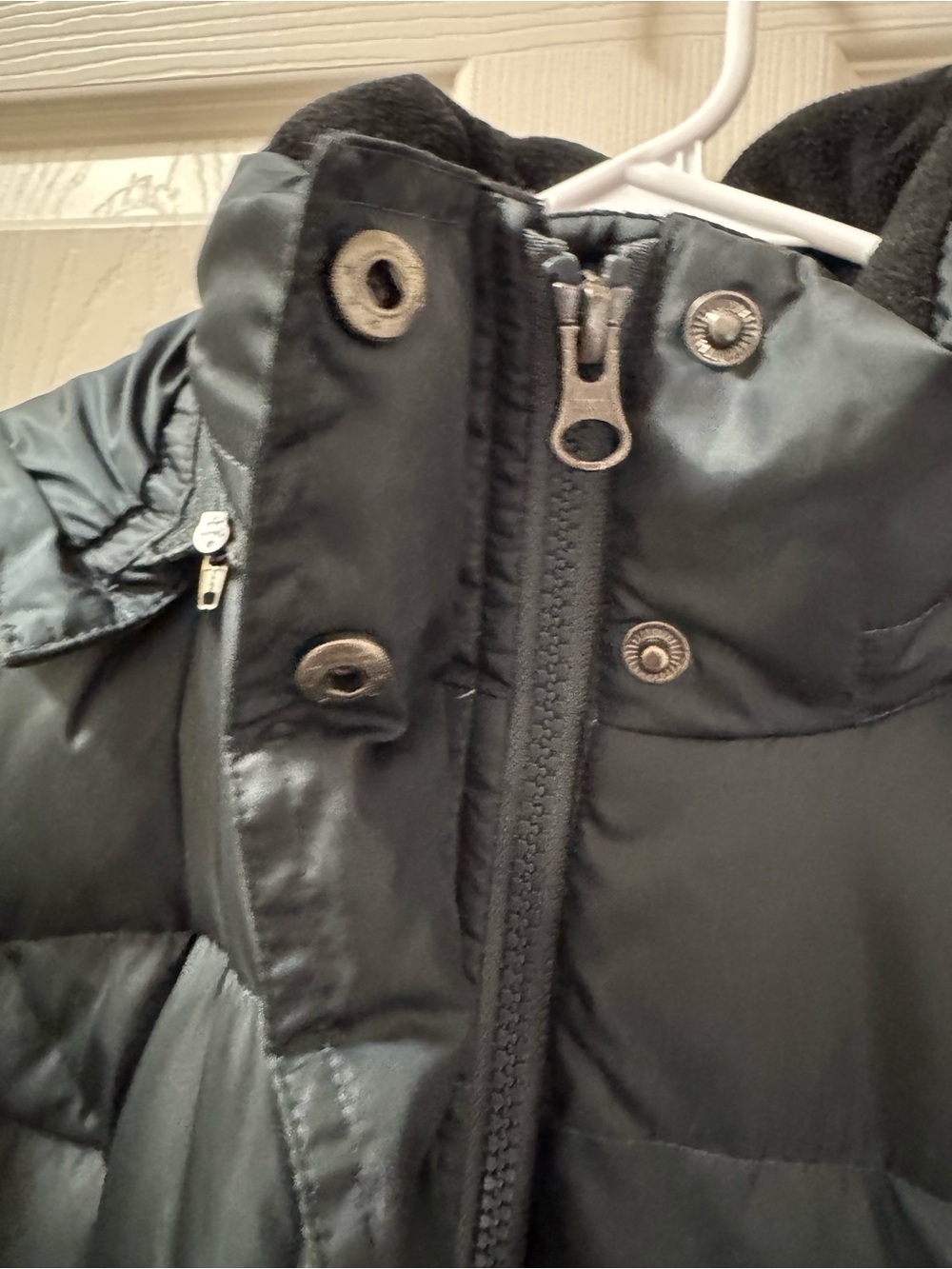 Eddie Bauer Womens Lodge
Down Duffle Coat Puffer Parka
Size SP - Picture 11 of 14